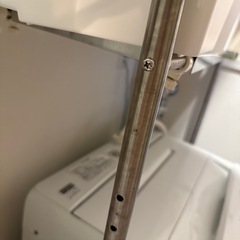 ランドリーラック　伸縮ステンレス洗濯機ラックの画像