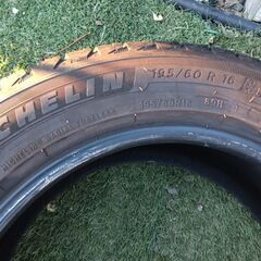 MICHELIN　スタットレスタイヤ　195/60R 16の画像
