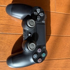 【取引成約中】PS4本体(CUH-2000A)の画像