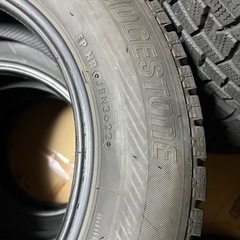 175\70r14 84Qスタッドレスタイヤbridgestone36週22年製4本(タイヤのみ)の画像