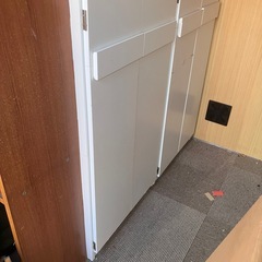 早い者勝ち　本棚のみ　中の本は有りませんの画像