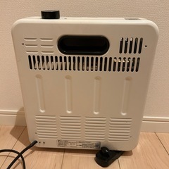 【訳あり】ニトリ 電気ストーブ WL-H101（ホワイト）の画像