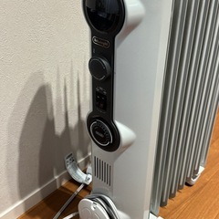デロンギオイルヒーター HJ0812の画像