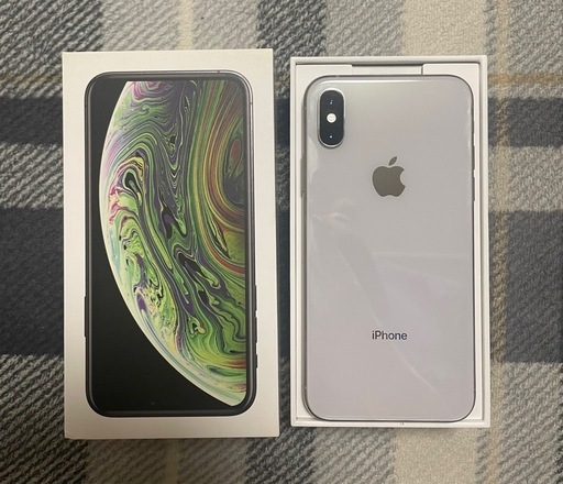 iPhone Xs 256GB シルバーSIMフリー② (拾肆壱陸) 新屋敷のドコモ
