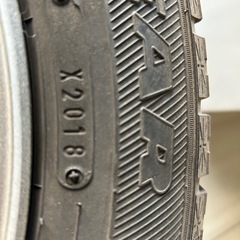 スタッドレスタイヤ　取引中の画像