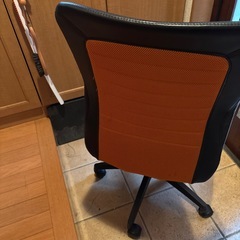 回転椅子の画像