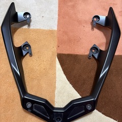 YAMAHA XMAX250 SG70J 純正　リアキャリアベース、マウントプレート　セットの画像