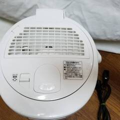 ZOJIRUSHI 象印 スチーム式加湿器 EE-RN50 8畳～13畳 2018年製 ホワイト 動作確認済みの画像