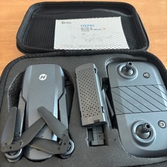 カメラ付きのドローン  H S 290　の画像