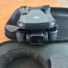 カメラ付きのドローン  H S 290　の画像