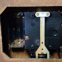 SEIKO PQ818B ヴィンテージ 振り子時計 掛時計 柱時計 昭和レトロ アナログ 電池端子が腐食のためジャンクにての画像