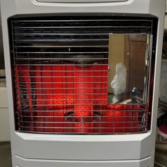 万代店　分解掃除　部品交換済み　トヨトミ　FR-V3602 FF式石油ストーブ　木造10畳 コンクリート15畳　の画像