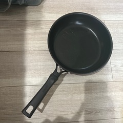 今日限りの価格‼️THERMOS   フライパン🍳 の画像