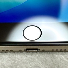 【美品】Apple iPhone SE第3世代本体StarlightSIMフリーの画像