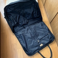 衣装バックの画像