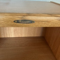 カラーボックスと小物入れの画像