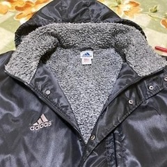 ★美品・メンズL!!「adidas」(アディダス)裏地ボアが暖かいベンチコート・黒★の画像