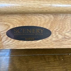 カラーボックスと小物入れの画像