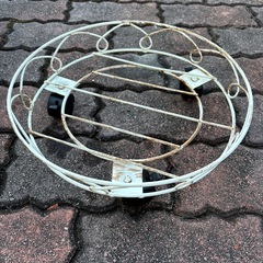 大きめ素焼き鉢の画像