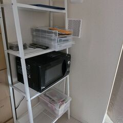  【無料・美品】IKEA テーブル・椅子・4段ラック・スチールラック（使用3ヶ月／引取21〜22日）の画像