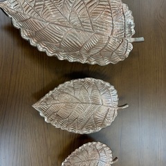 金属製リーフトレーの画像