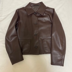 UNIQLO コーティングショートジャケット 38 ダークブラウン Sサイズ ユニクロの画像