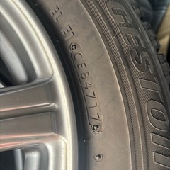 13インチスタッドレスタイヤの画像