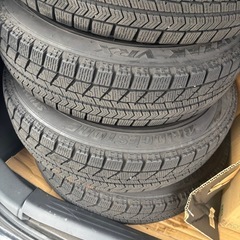 13インチスタッドレスタイヤの画像