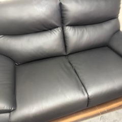 ニトリ　ソファー２〜３人掛け　黒の画像