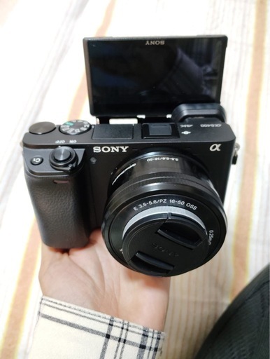 Sony α6400 ミラーレス一眼カメラ 本体