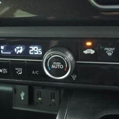 【自社ローン】カッコイイ！　ホンダ Ｎ　ＢＯＸ 　カスタム　ございます！！の画像