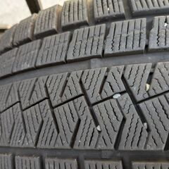 スタッドレスタイヤ　ホイールセット　プリウスアルファ　美品の画像