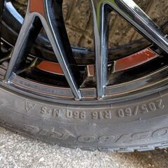 スタッドレスタイヤ　ホイールセット　プリウスアルファ　美品の画像