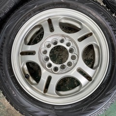 軽自動車　軽トラなどに‼️１５５／６５Ｒ１３　４本セット　スタッドレス　PCD 100 PCD114.3 PCD 110の画像