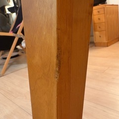 【無料】イクスス ダイニングテーブル 75cm角の画像