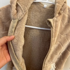 軽くてふわふわくま耳パーカーの画像