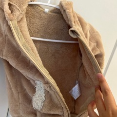 軽くてふわふわくま耳パーカーの画像