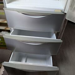 サンヨー冷蔵庫2007年式の画像