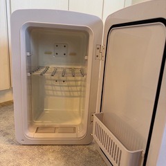 【中古品】冷温庫　EENOUR  jpcwp-10l-d の画像