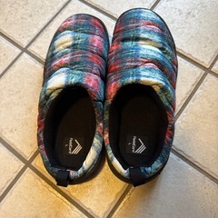 ワークマン　L 暖かスリッポンの画像