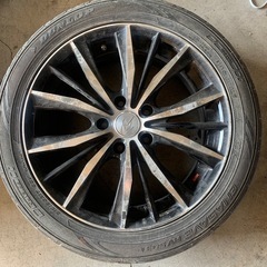 ウェッズ レオニス タイヤの画像