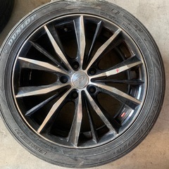 ウェッズ レオニス タイヤの画像