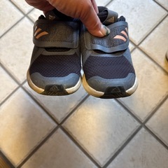 アディダス　スニーカー　17センチの画像
