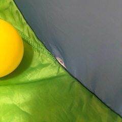 テント型ボールプール　カラーボール100個付きの画像