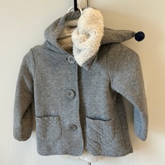 1つ400ワンポイントおしゃれパーカー100の画像