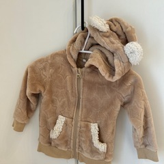 1つ400ワンポイントおしゃれパーカー100の画像