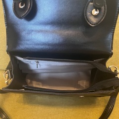 ショルダーバッグ　ブラックの画像