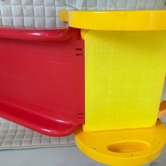 アンパンマン滑り台の画像