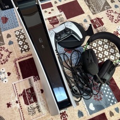 PS5本体 プレイステーション5 デジタルエディションCFI-1100B01の画像