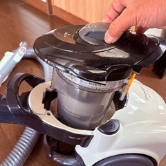 SHARPサイクロン掃除機の画像